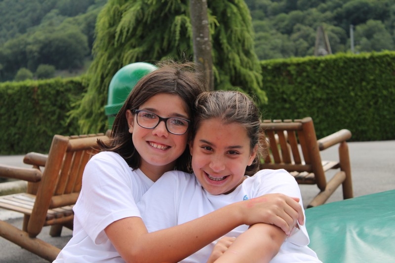 Village Camps International Summer Camp Leysin, Switzerland 2026-08-15 https://www.villagecamps.com/journals_admin/images/695-10-yellowgreenies (139).jpg